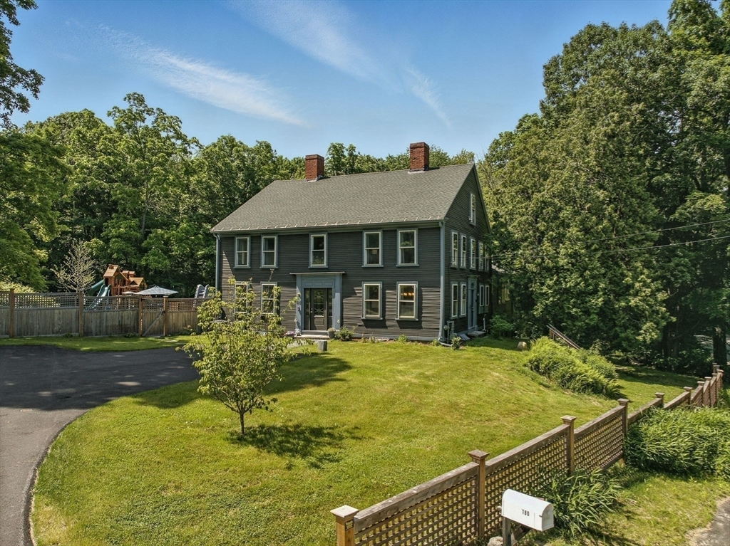 180 Ash Street  Hopkinton MA 01748 photo
