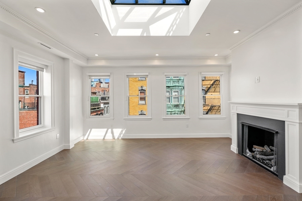 Property Photo: 112 Myrtle St MA 02114