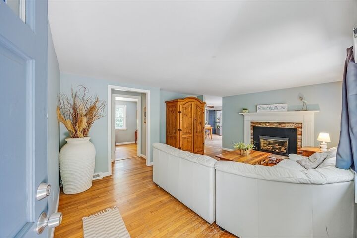 Property Photo:  24 Powderhorn Way  MA 02563 