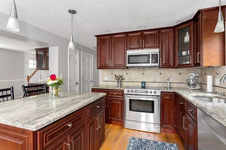 Property Photo:  194 Crossfield Rd  MA 02038 