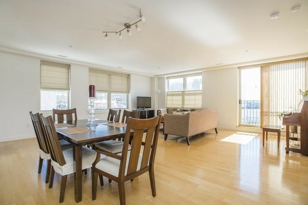 Property Photo: 323 Boylston Street 206 MA 02445