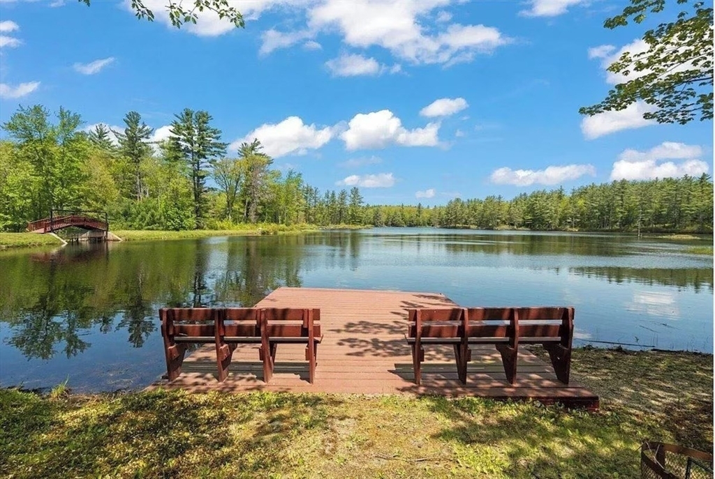 Property Photo: 427 Silver St NH 03887