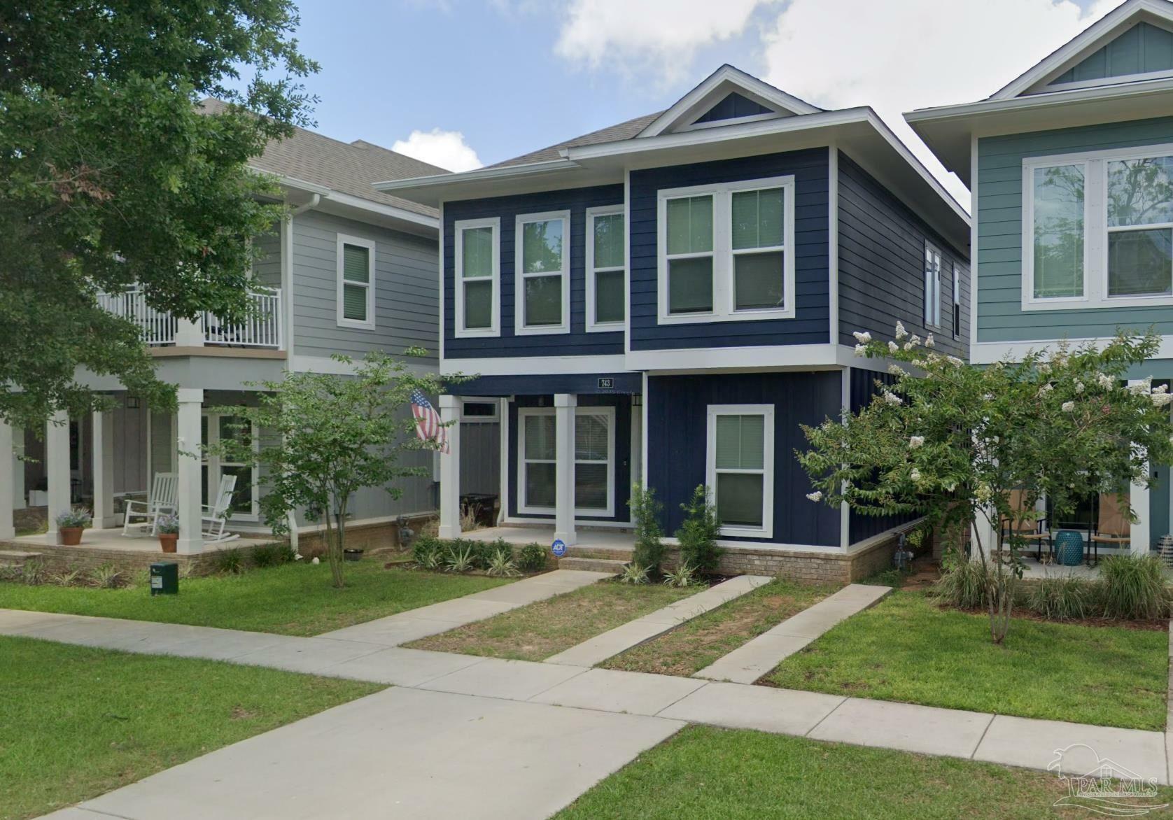 Property Photo: 743 N A St FL 32501