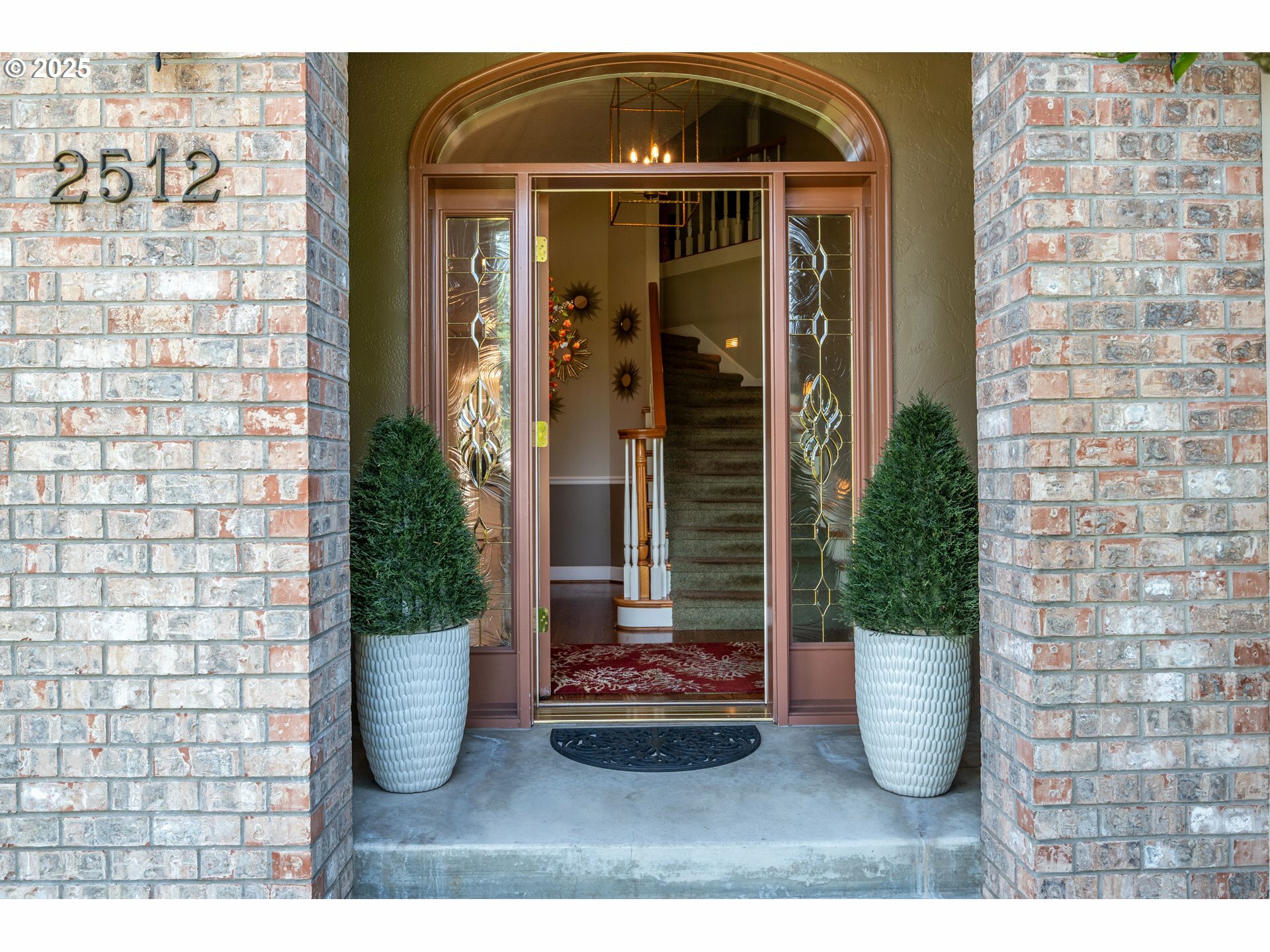 Property Photo: 2512 Peters Dr WA 98632