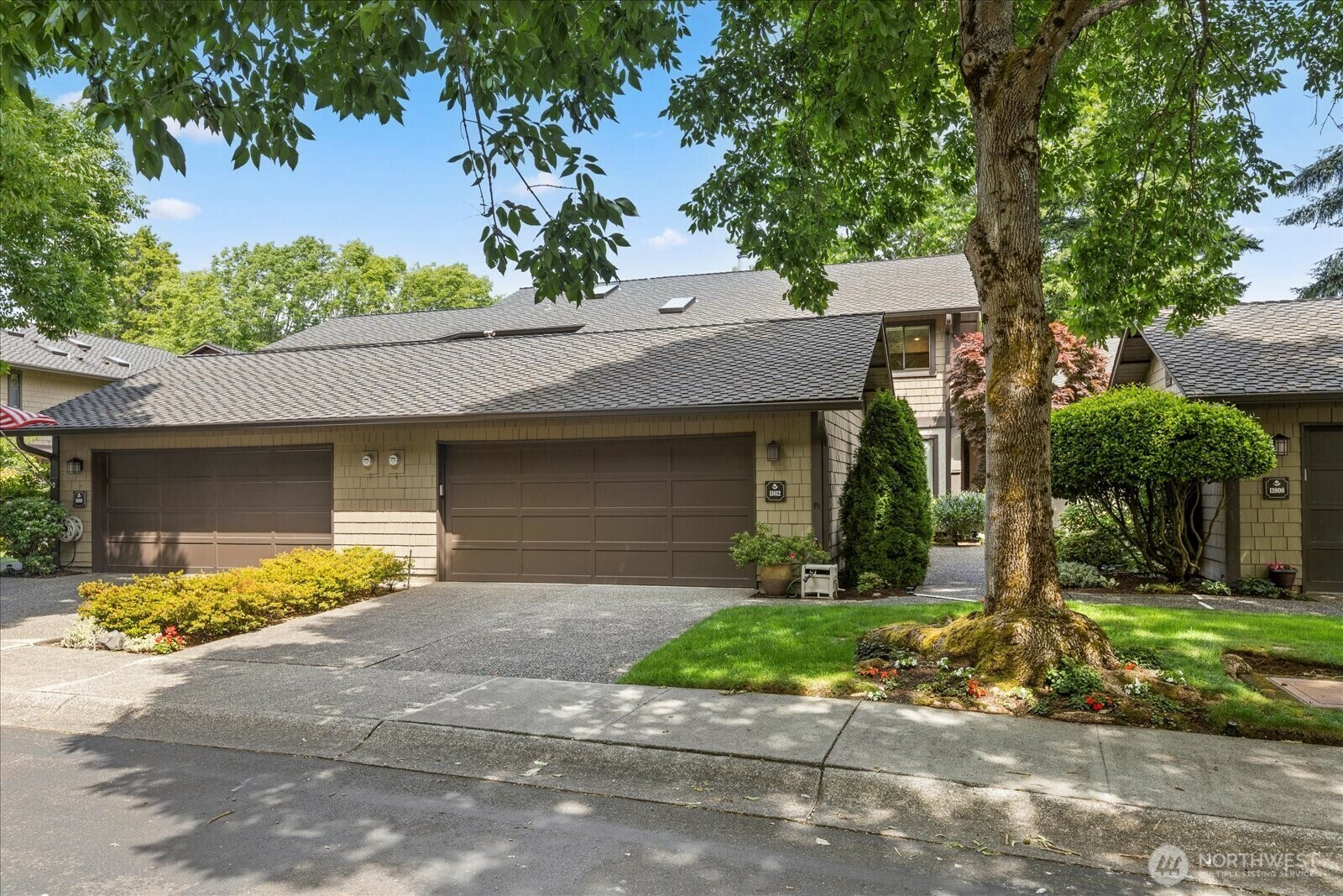 Property Photo: 11812 Stendall Drive N WA 98133
