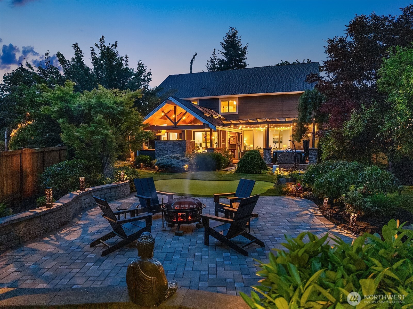 Property Photo: 8907 NE 152nd Place WA 98011
