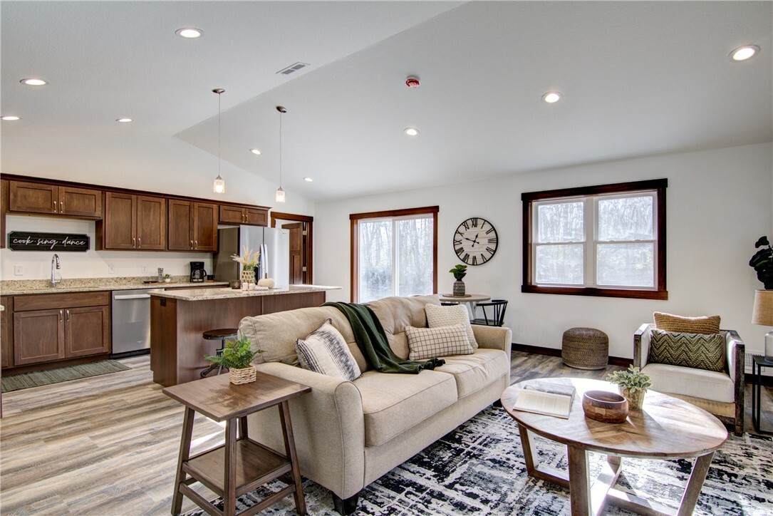 Property Photo: 1724 Dorret Road WI 54703