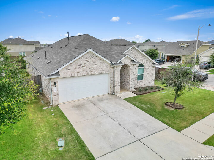 Property Photo:  10333 Laurie Ln  TX 78747