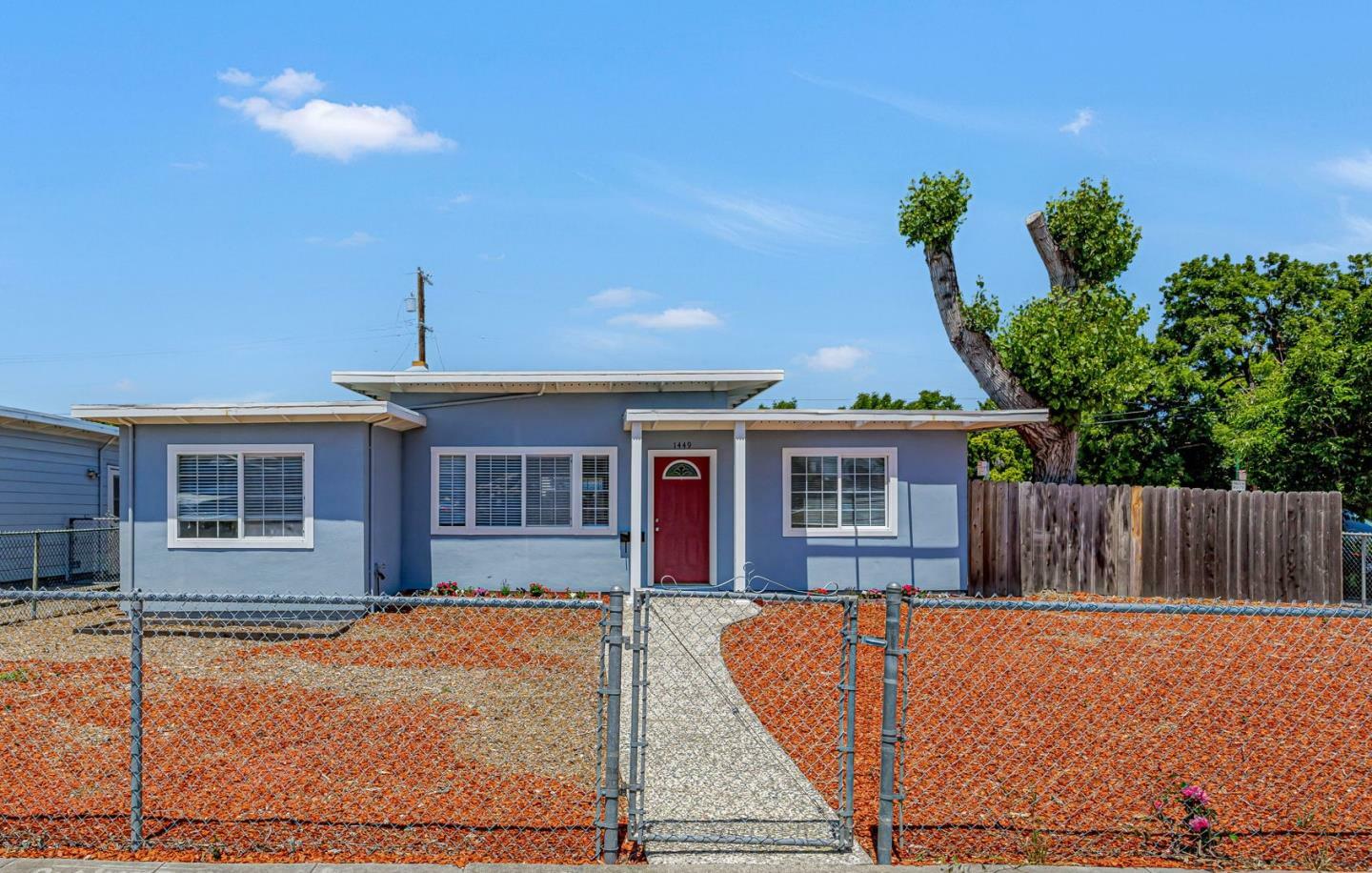 Property Photo: 1449 Dakota Avenue CA 94401