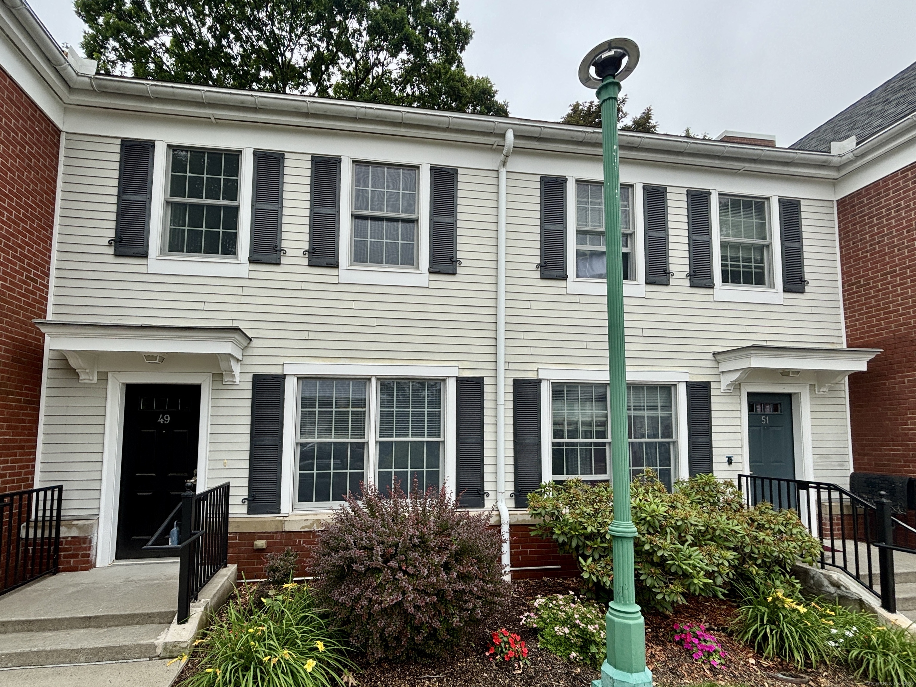 Property Photo: 49 Fairgate Drive CT 06902