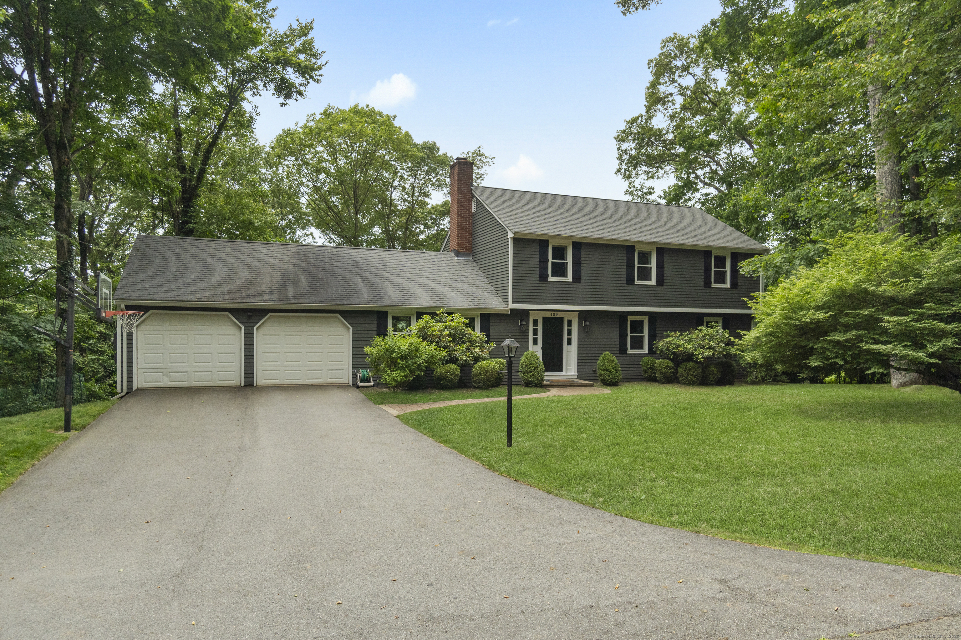 Property Photo: 109 Hemlock Drive CT 06419