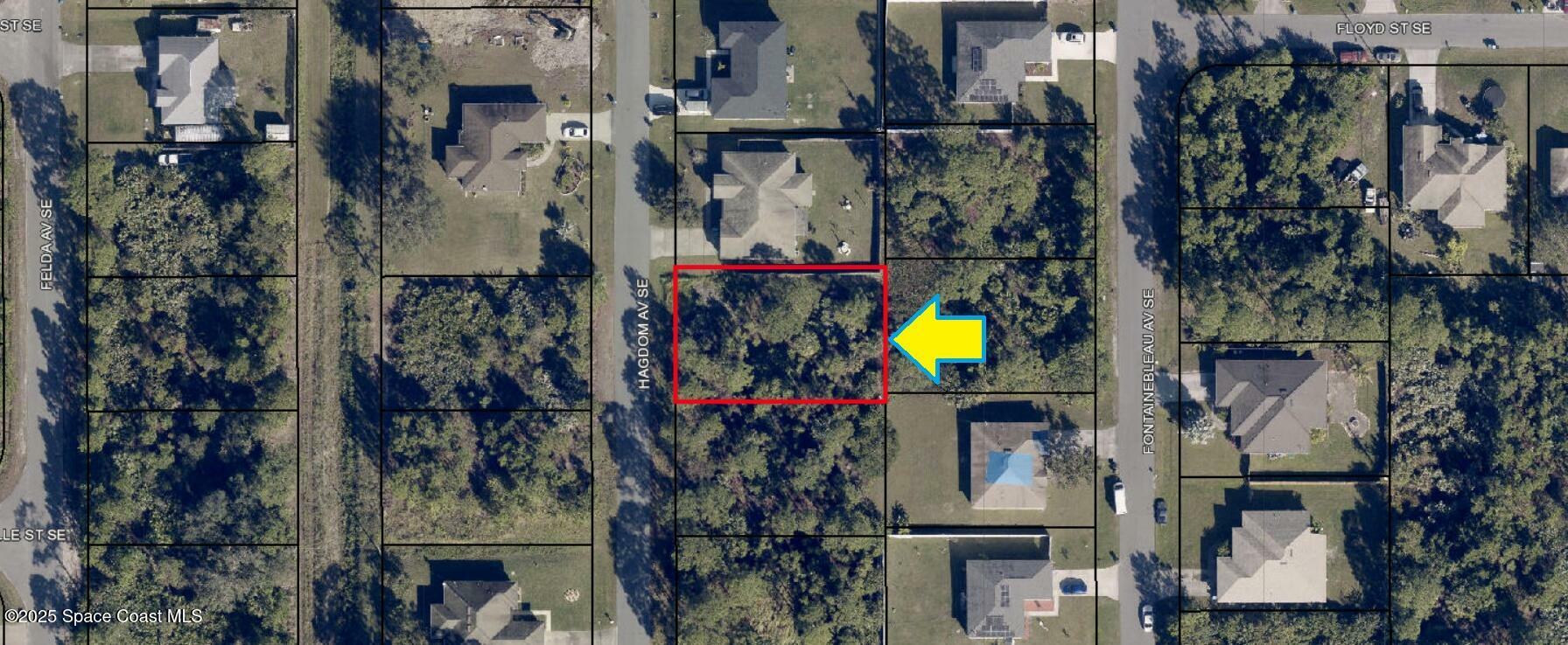 Property Photo: 2861 Hagdom Avenue SE FL 32909