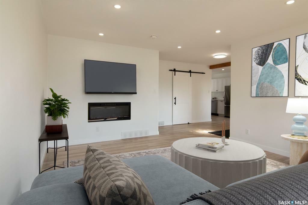 Property Photo: 2609 Woodward Avenue SK S7J 2E6