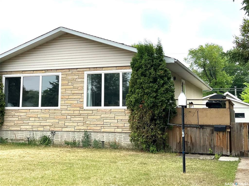 706 6th Street E  Prince Albert SK S6V 0N8 photo
