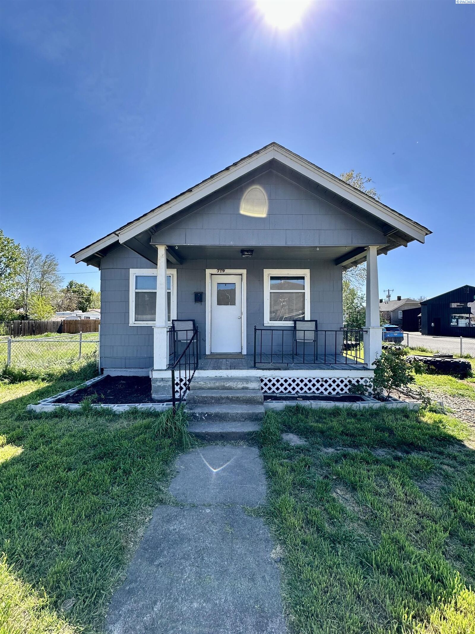 House for sale in Clarkston: 319 Poplar Street, Clarkston, WA 99403