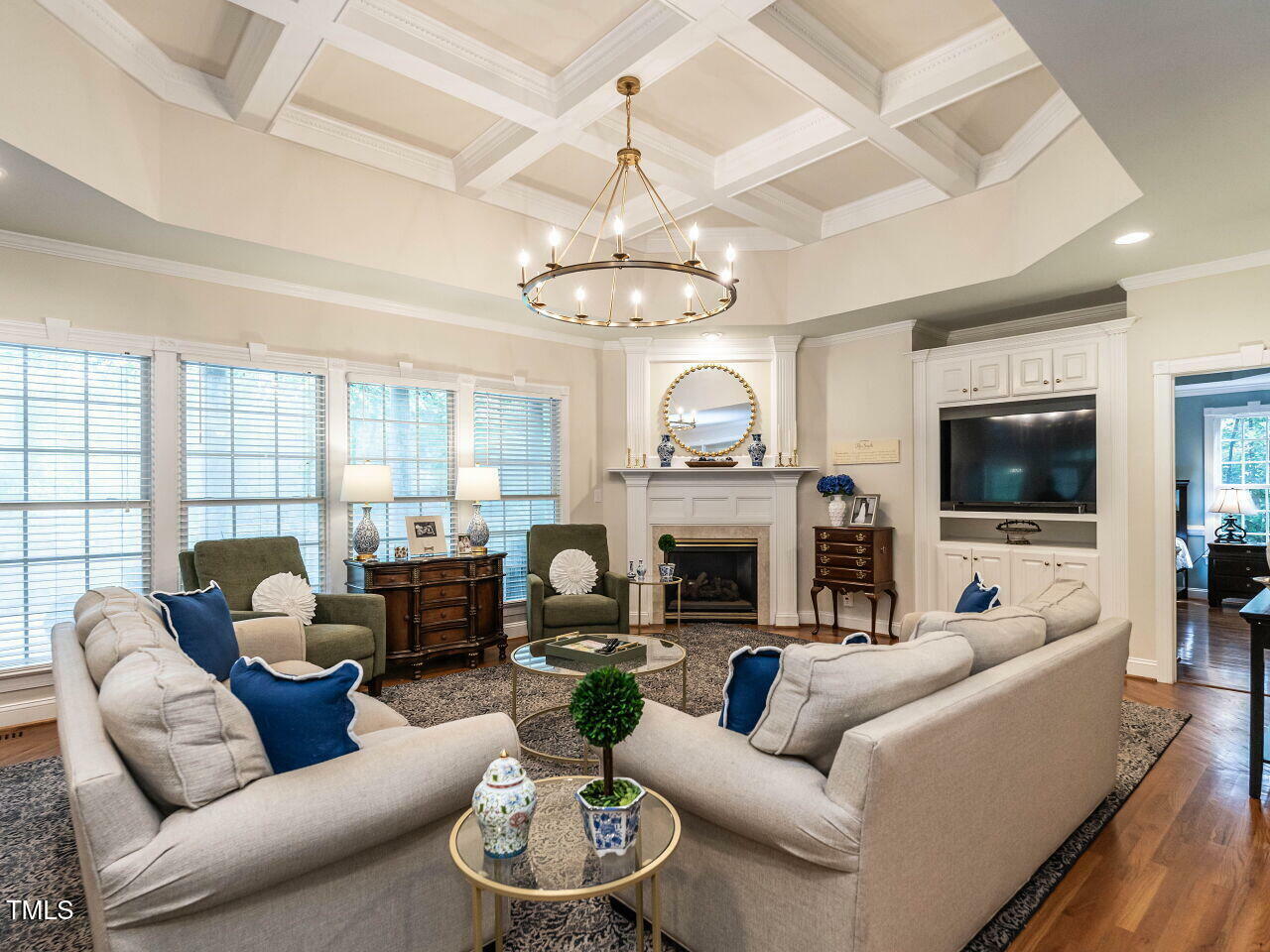 Property Photo: 820 Parkridge Drive NC 27527