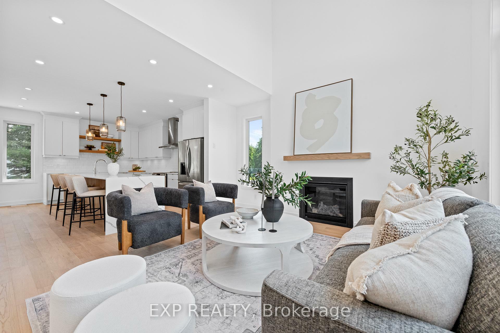 Photo de la propriété: 495 Duvernay Drive ON K1E 2N7
