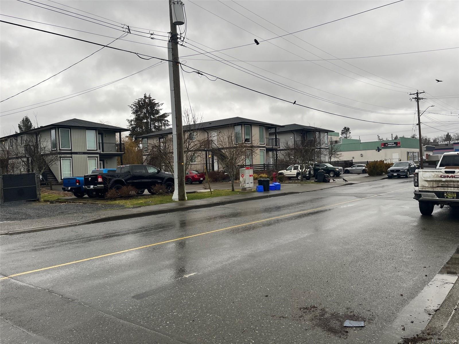 Property Photo: 1620 Petersen Rd BC V9W 3J6