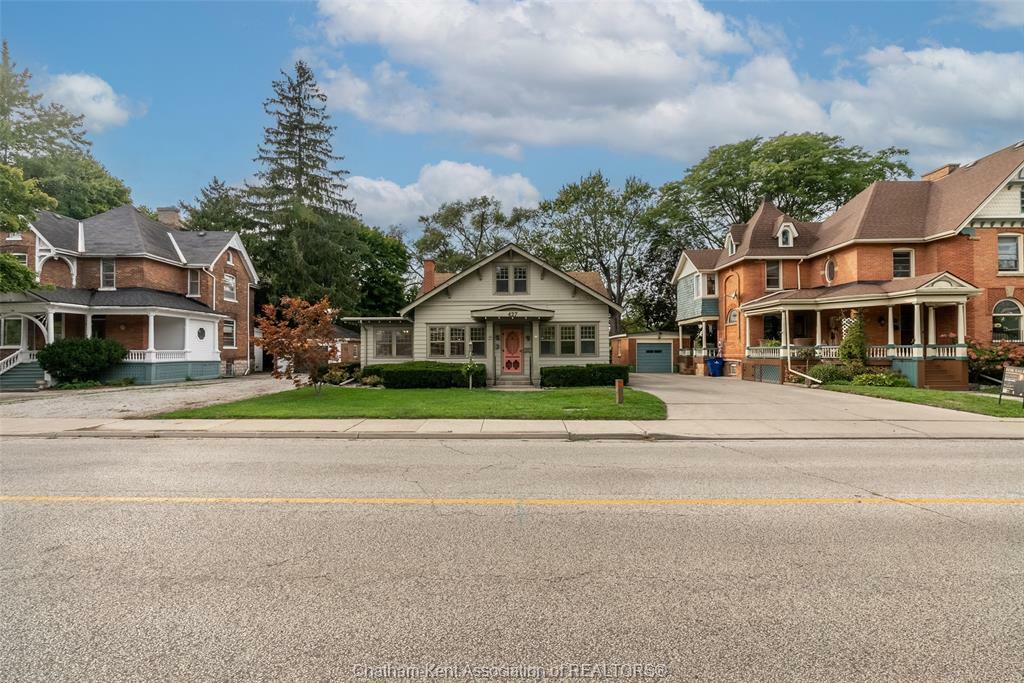 Property Photo: 427 King Street West ON N7M 1G3