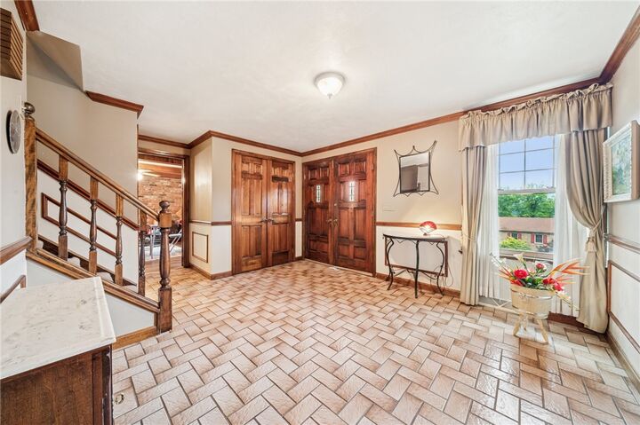 Property Photo:  571 Aljo Dr  PA 15241 