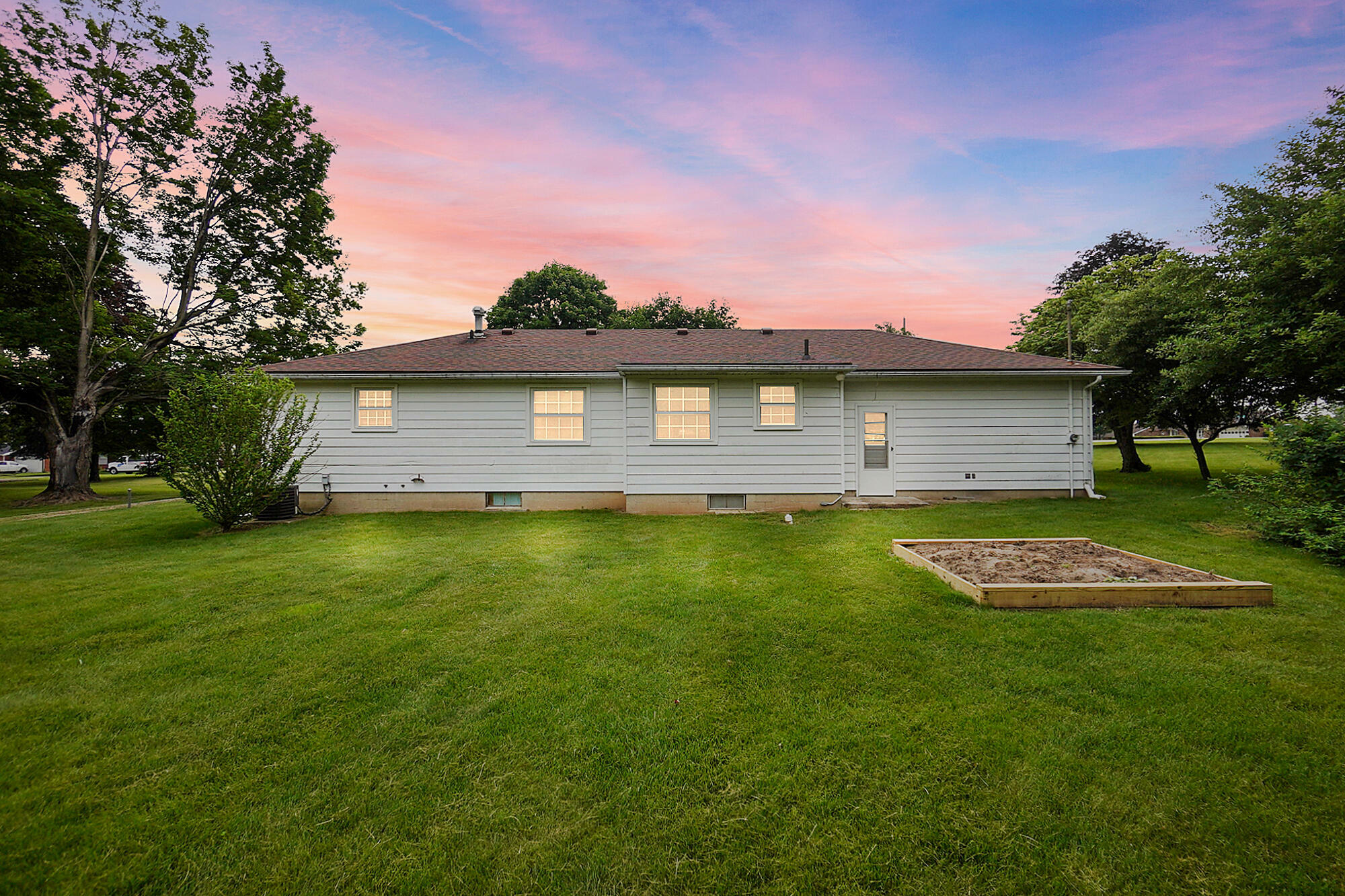 Property Photo: 3211 Derr Road OH 45503