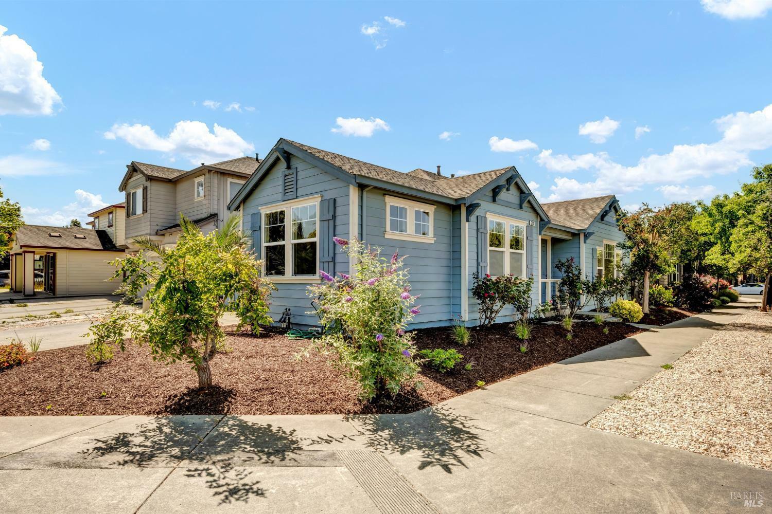 Property Photo:  2782 Cumberland Street  CA 95407 
