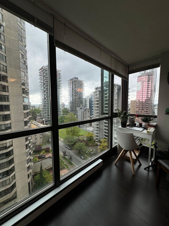 Property Photo:  1367 Alberni Street 1502  BC V6E 4S1 