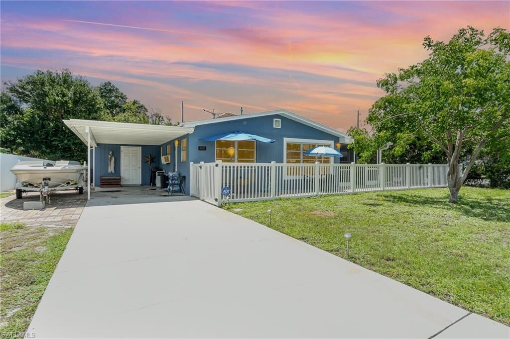 Property Photo:  4481 Lagg Ave  FL 33901 