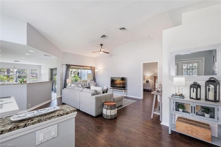 Property Photo: 641 Saint Andrews Blvd 108-1 FL 34113