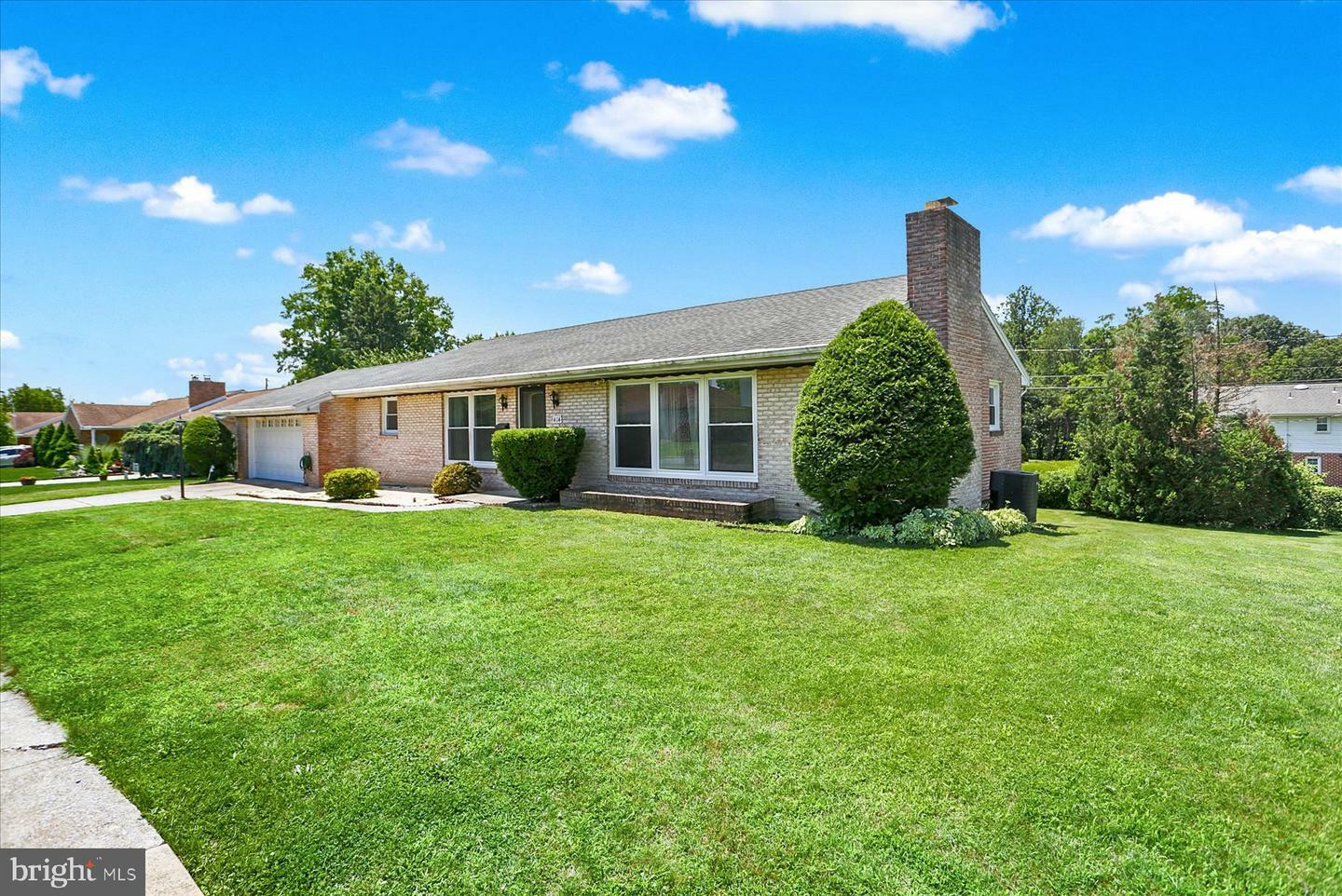 Property Photo: 414 Susan Road PA 17109