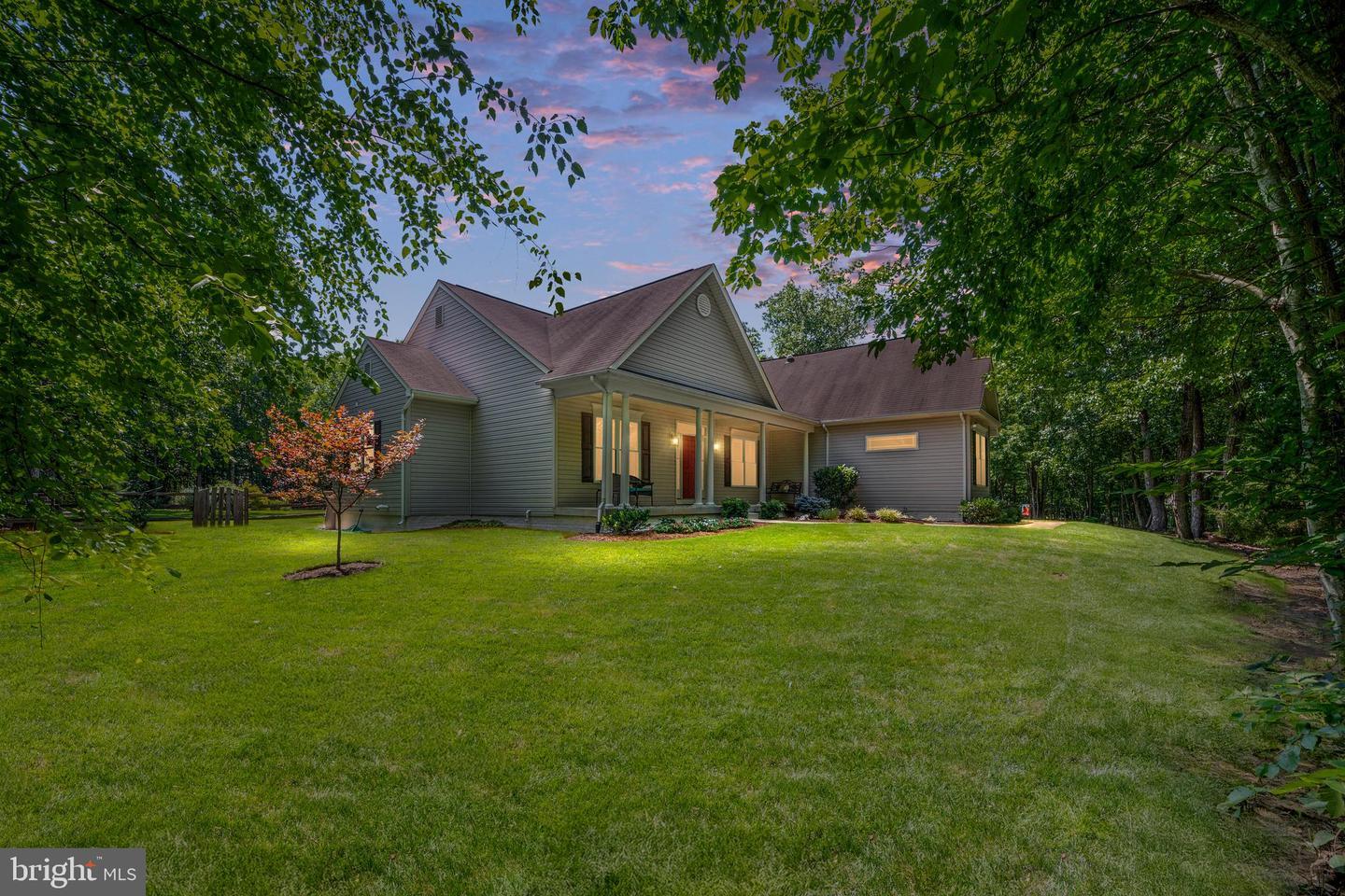 1 Gentle Breeze Circle  Fredericksburg VA 22406 photo