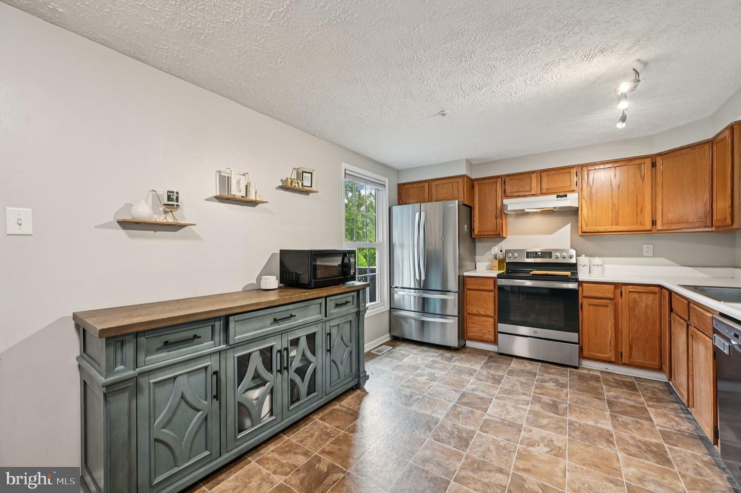 Property Photo: 8924 Oxley Forest Court MD 20723