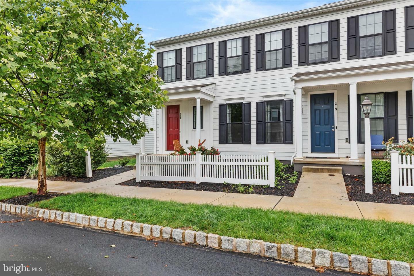 217 Hoke Farm Way  Mechanicsburg PA 17050 photo