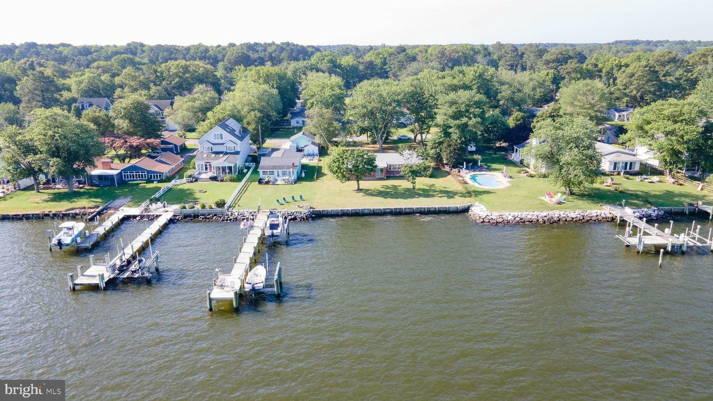 Property Photo: 1000 Chester River Drive MD 21638