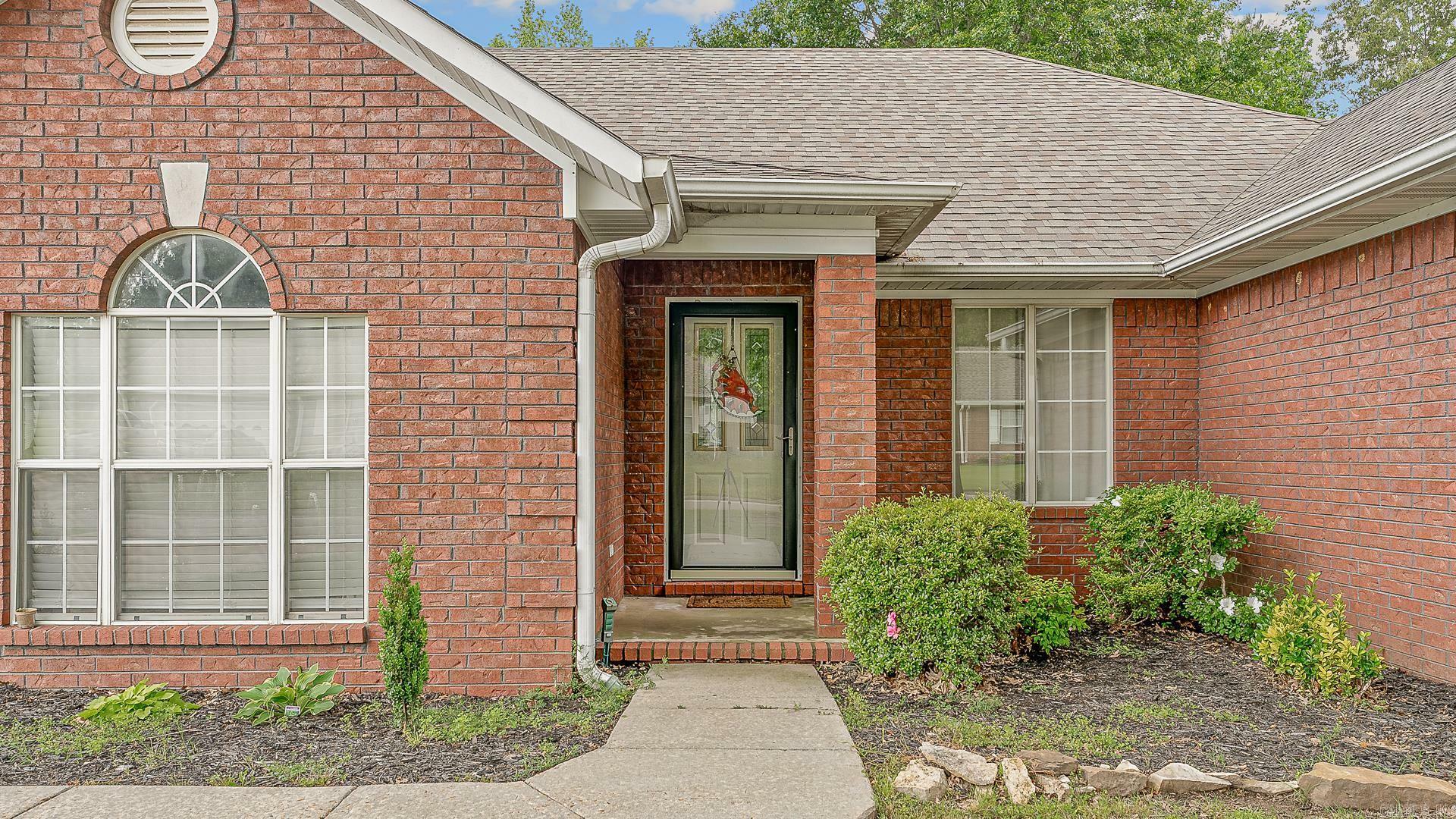 Property Photo: 6902 Deerwood AR 72450
