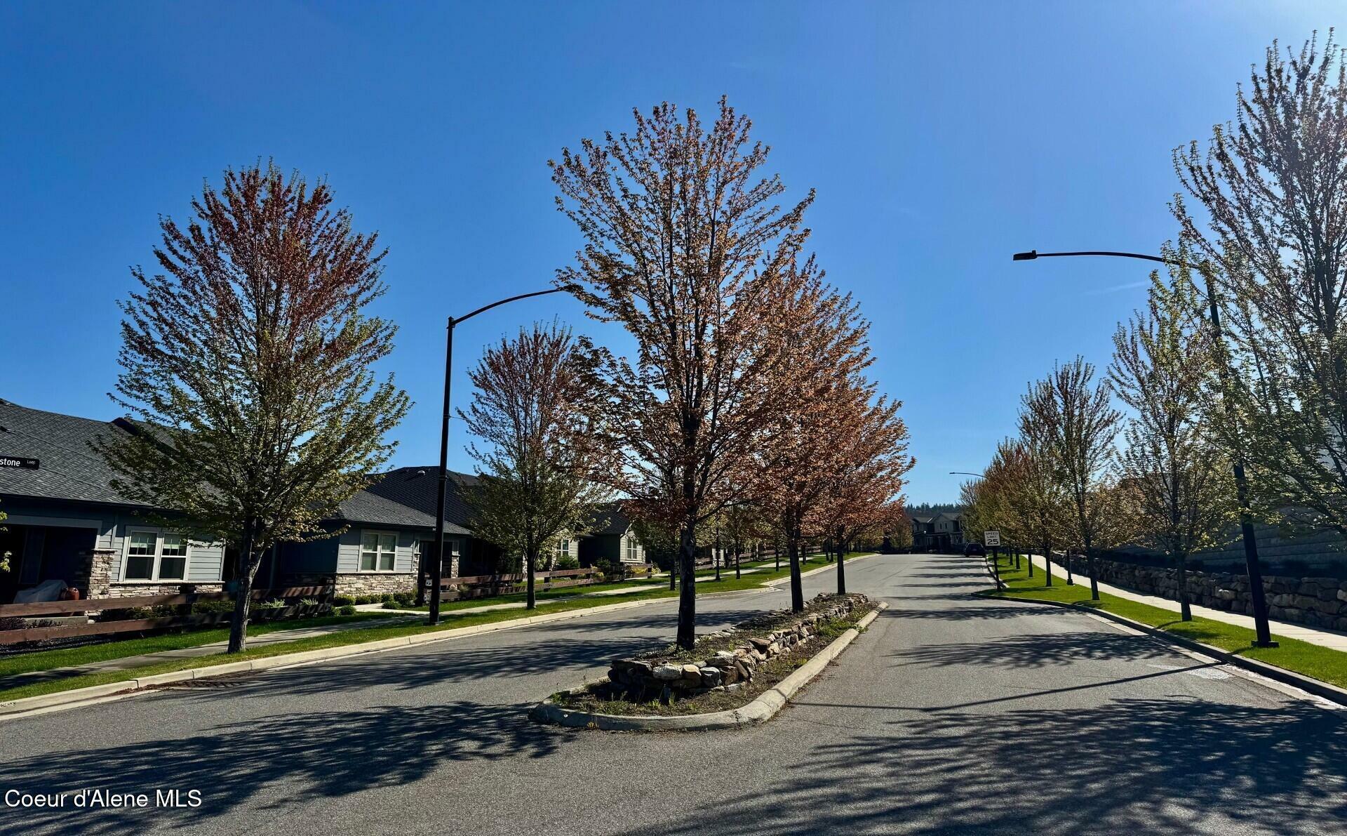 Property Photo: 24493 E Pinnacle Court #D WA 99019