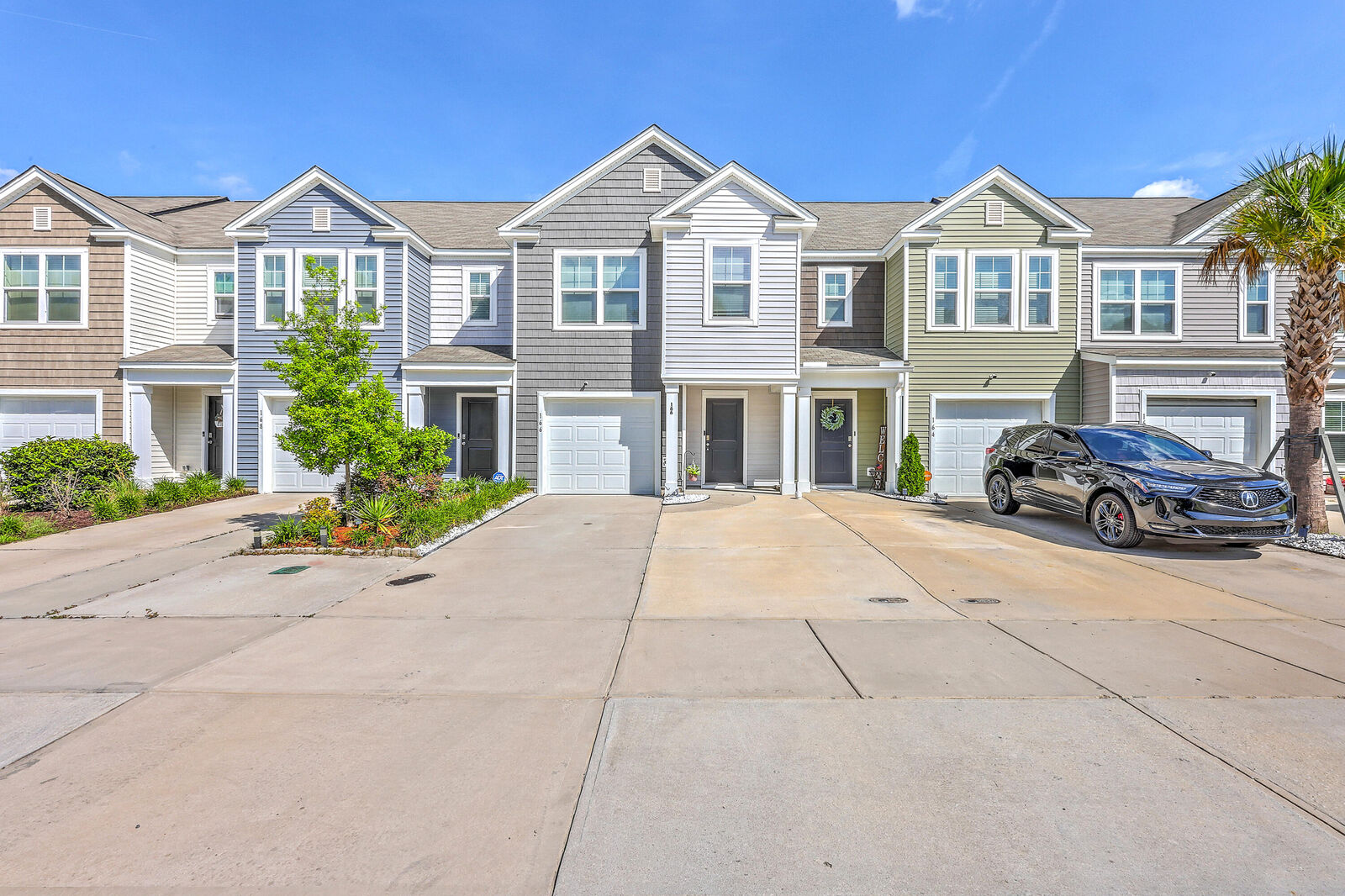 Property Photo: 166 Rosefield Court SC 29485