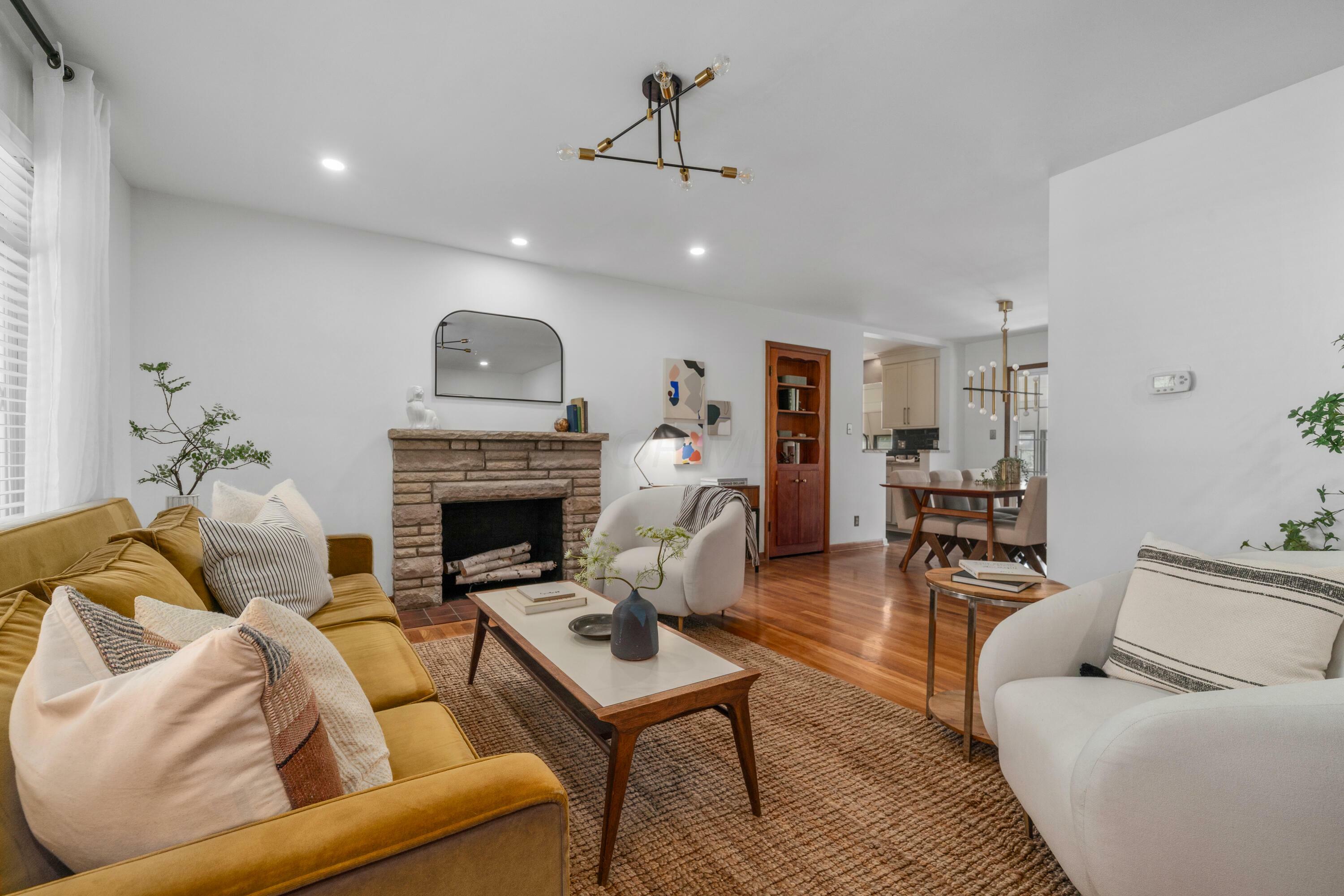Property Photo: 3287 Leighton Road OH 43221