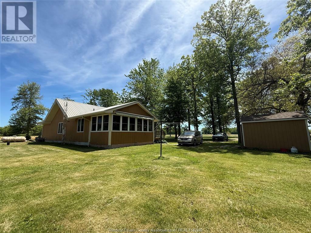 Property Photo: 543 East West Road Road ON N0R 1M0