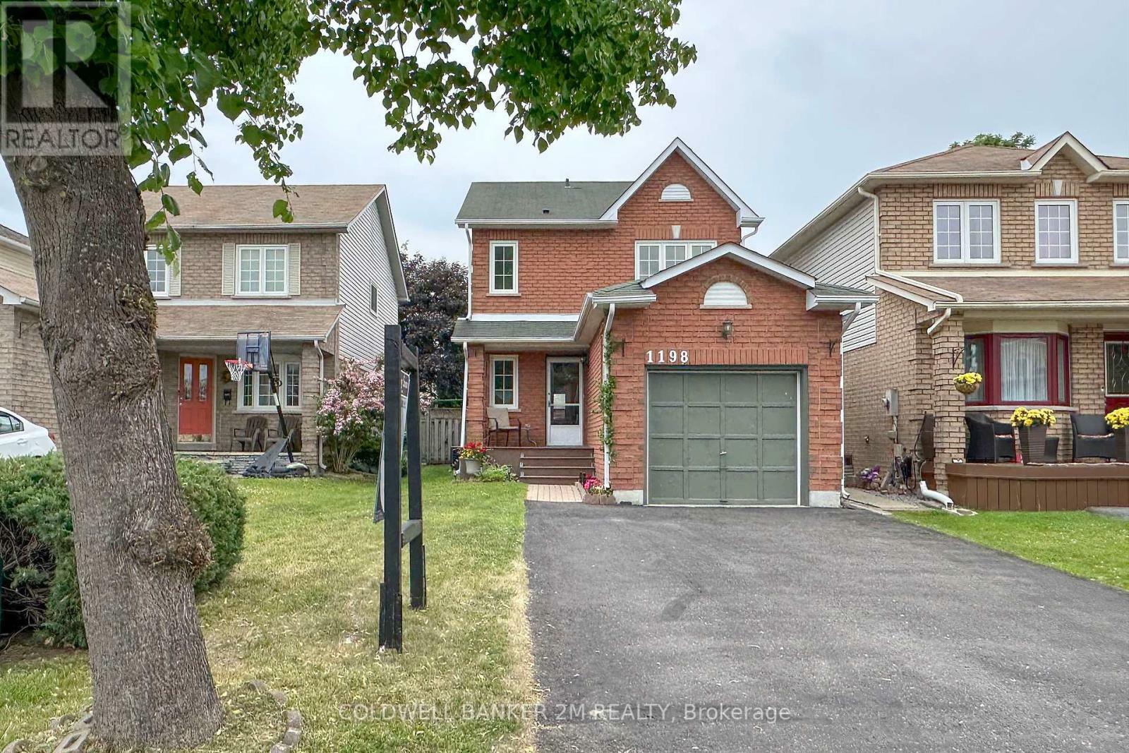 Property Photo:  1198 Beaver Valley Crescent  ON L1J 8N1 