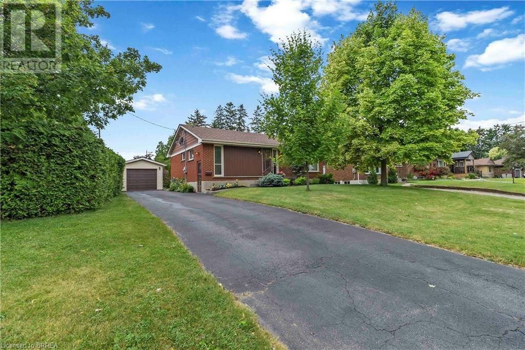 Property Photo: 2 Barbara Street ON N3R 5M8