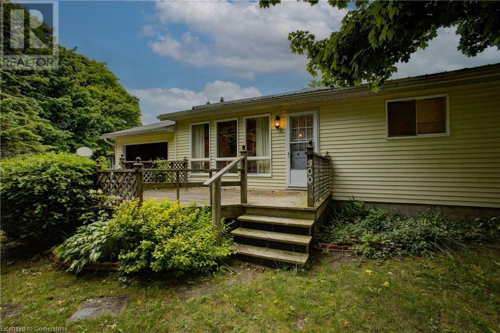 Property Photo: 300 Sauk Crt Court ON N2Z 2X3