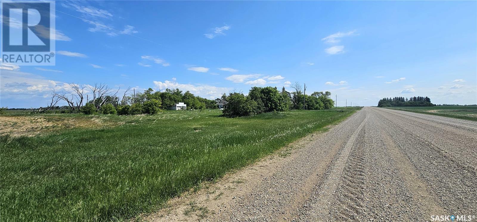 Property Photo:  Trudy'S Acreage  SK S0J 1H0 
