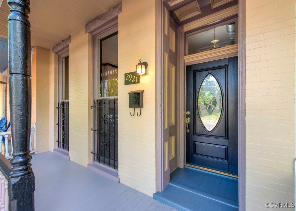 Property Photo: 2921 E Marshall Street VA 23223