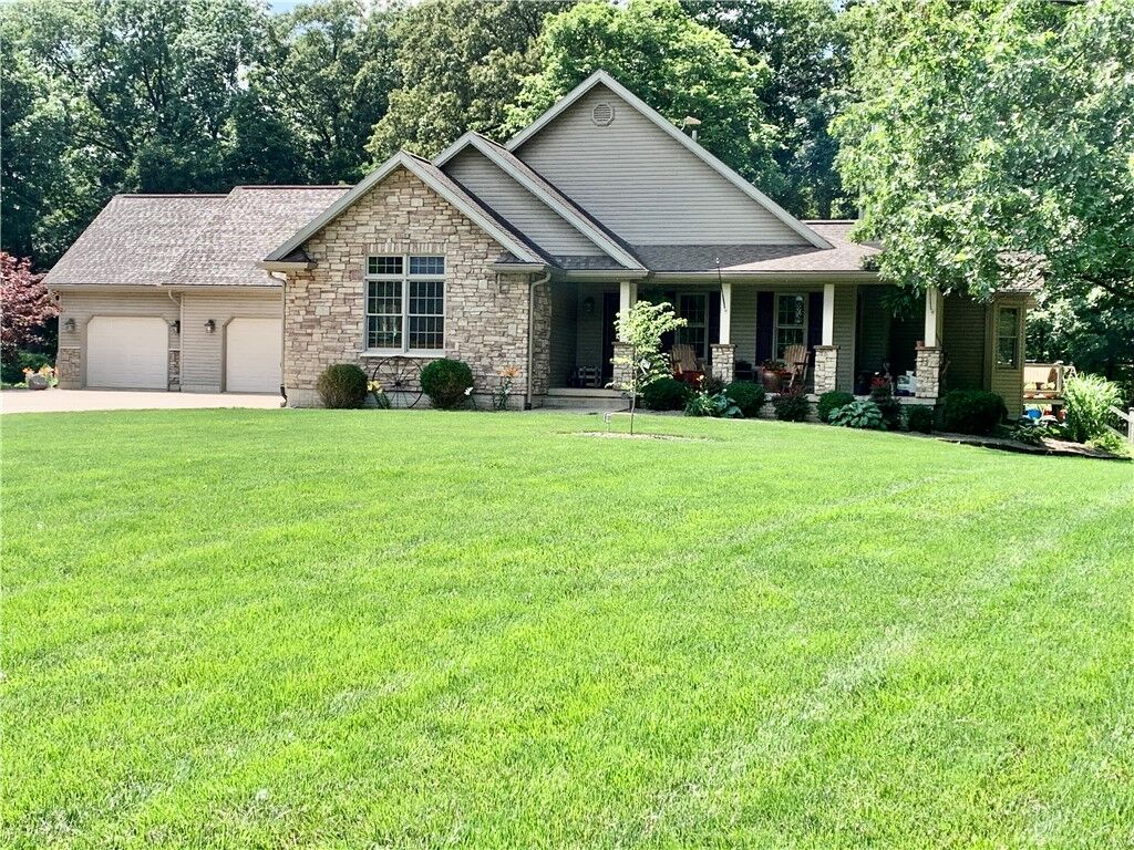 Property Photo:  15690 E 1100th Avenue  IL 62401 