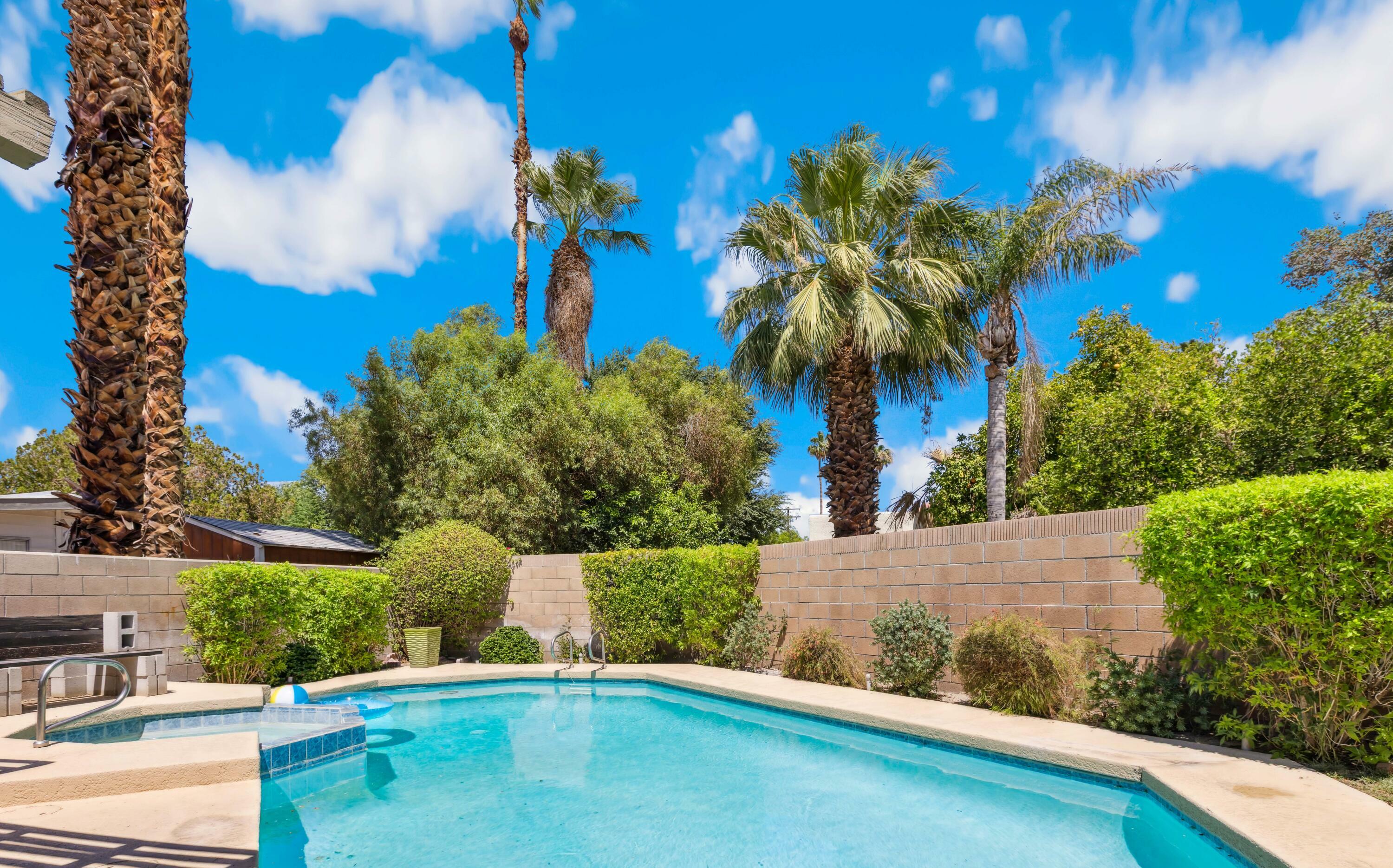 Property Photo: 43344 Mondavi Court A CA 92260