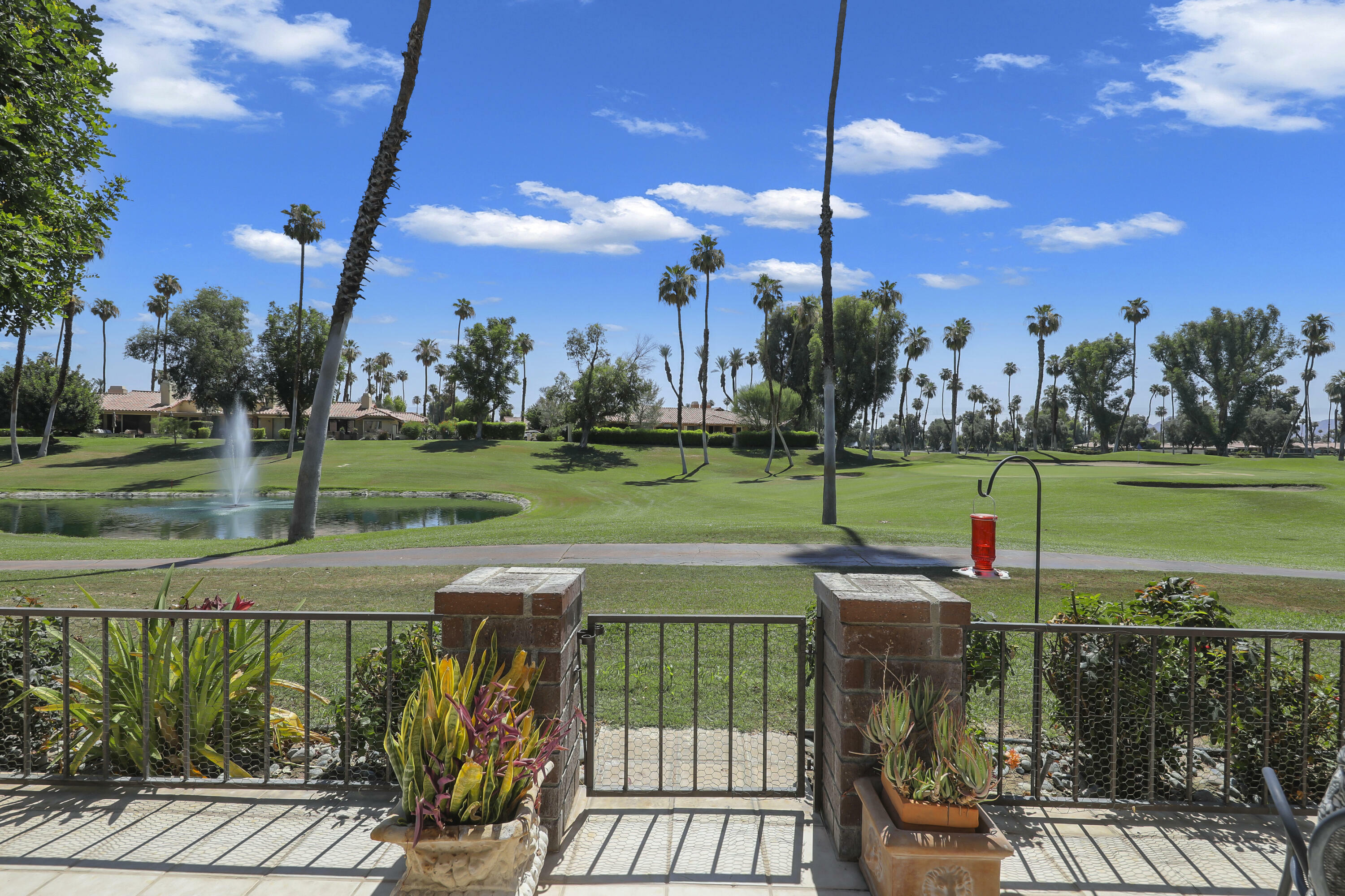 Property Photo: 118 Las Lomas CA 92260