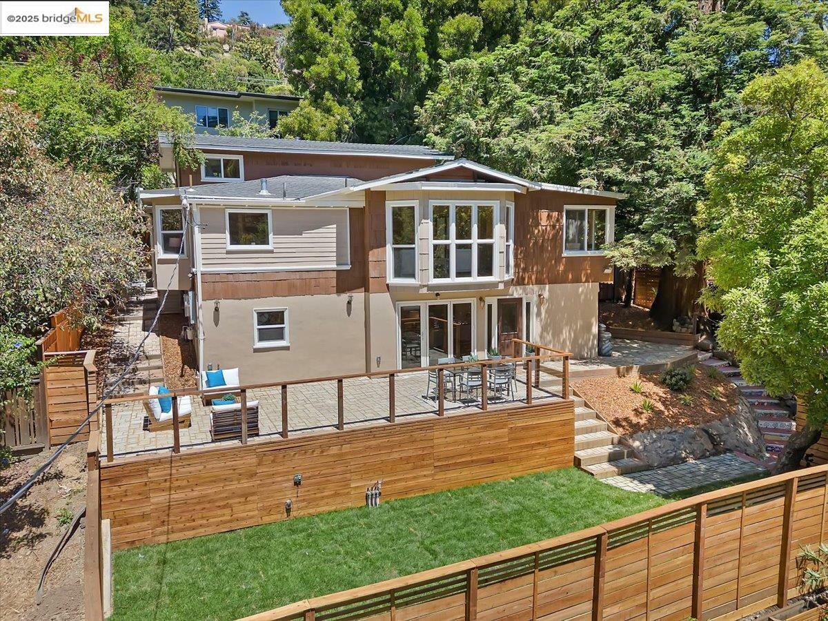 164 Duncan Way  Oakland CA 94611 photo