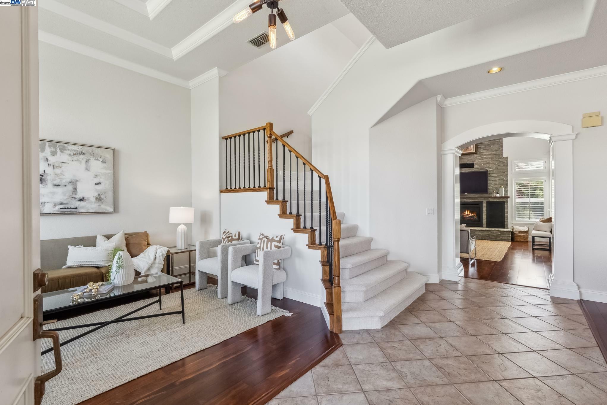 Property Photo: 3879 Blackstone Ct CA 94542