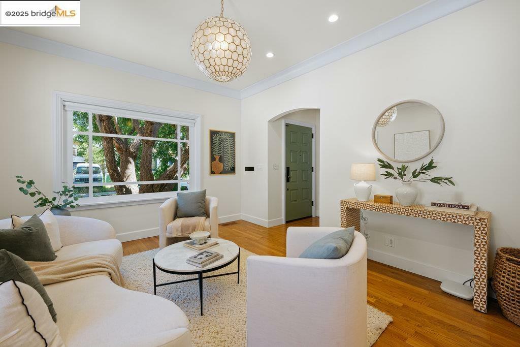 Property Photo: 1420 Stannage Ave CA 94702